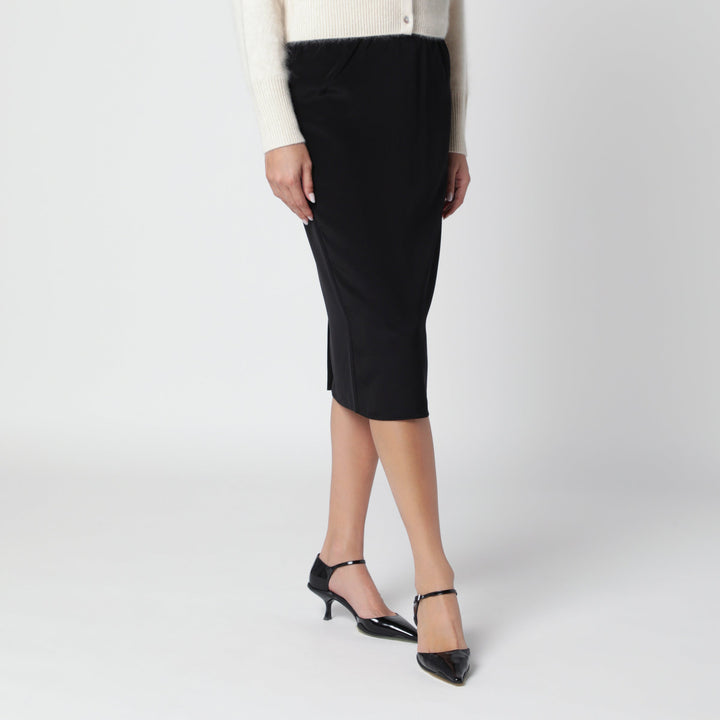 Almada Label Skirts - Black | e8d5b2761e2fa5acb413fbe192740c2134ad2fb1
