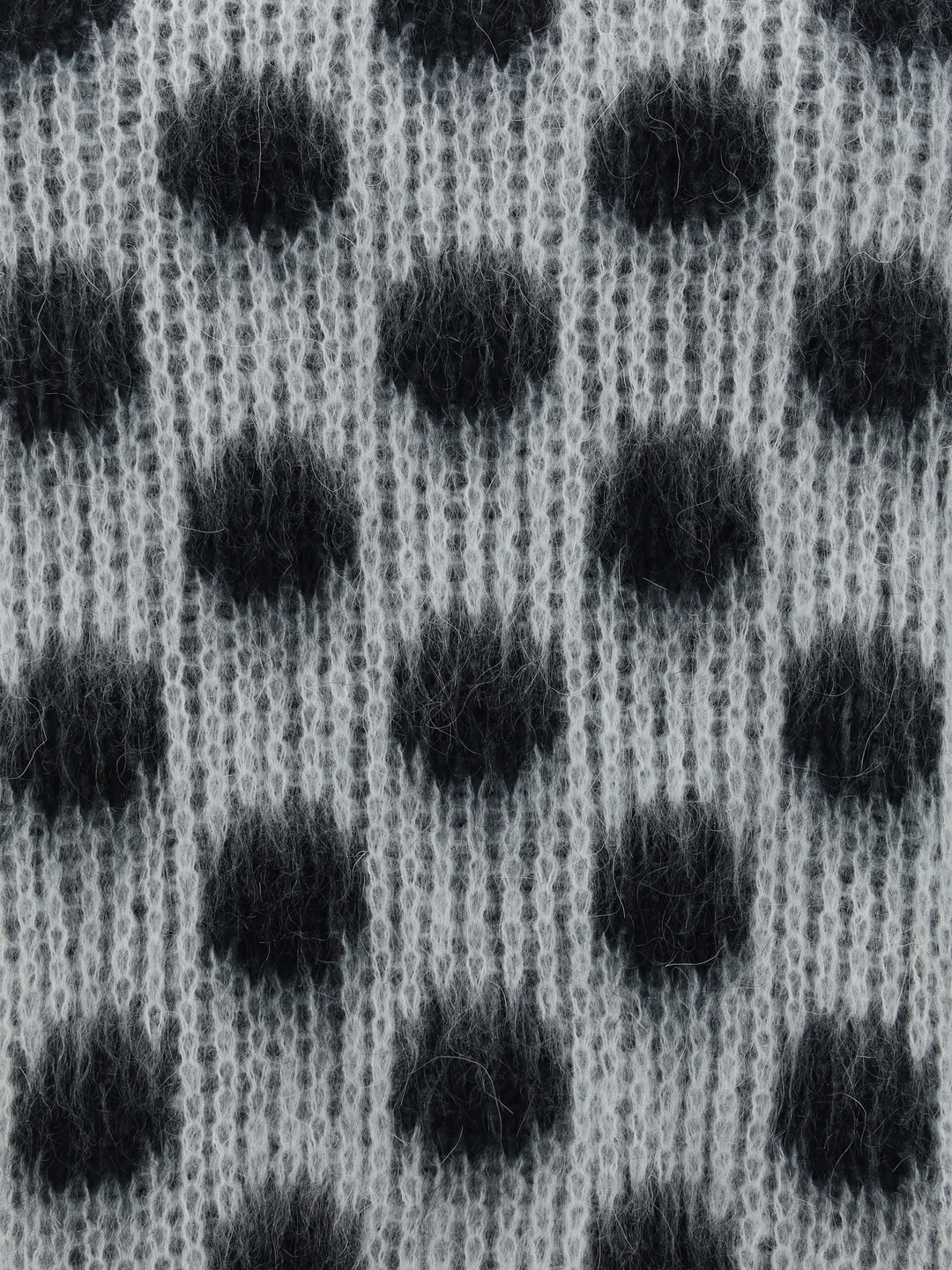 C-NECK KNIT