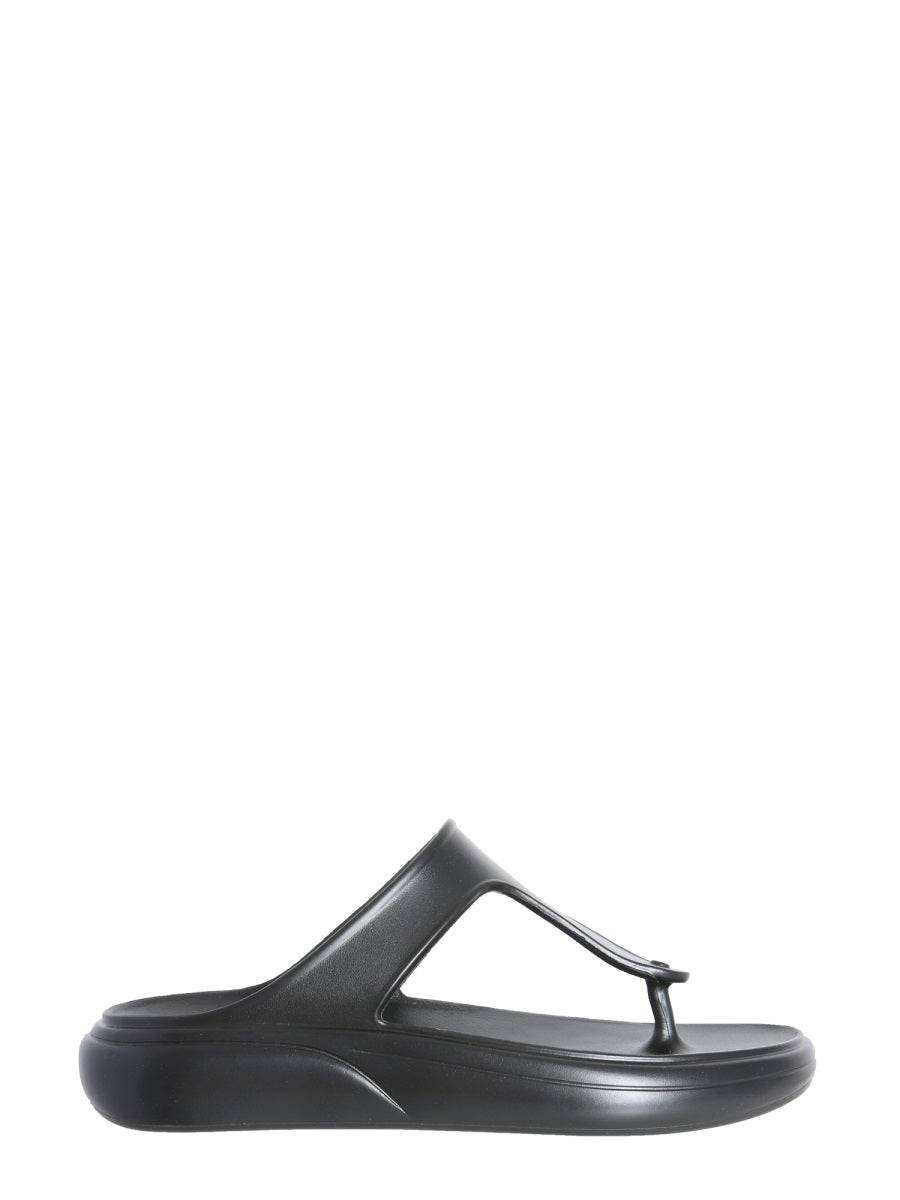 Stuart Weitzman Sandals - Black | 443778d5066b71f1f23a0b6504f5733aa5d71b33