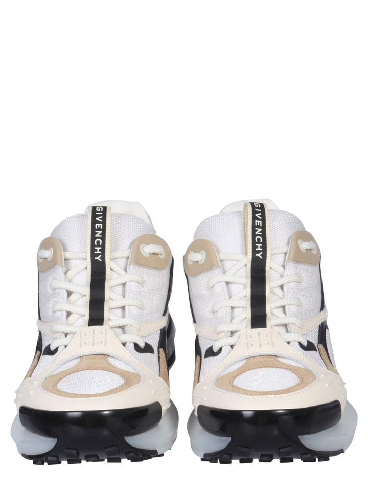 Givenchy Sneakers - White | Wanan Luxury