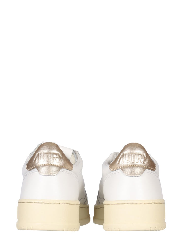 Autry Sneakers - White | 335b70dbd22295a18d97aee47cc5ba4395819c70