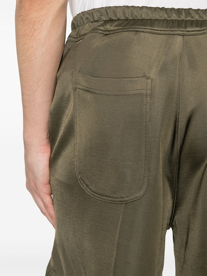 Sports shorts with stitching detail