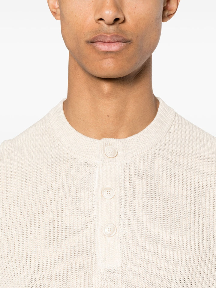 Short-sleeved sweater with buttoning