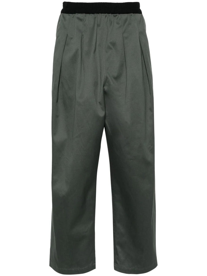 Comfortable cut trousers