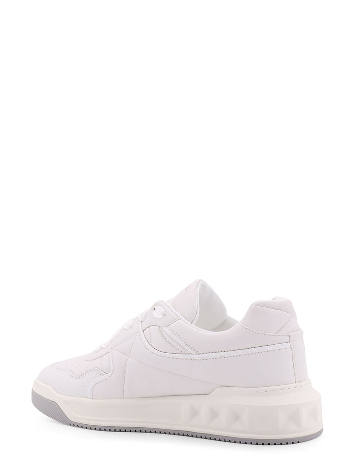 Valentino Garavani Sneakers - Light and natural | e450177207be876fc50325e1302037ed4d5756a2