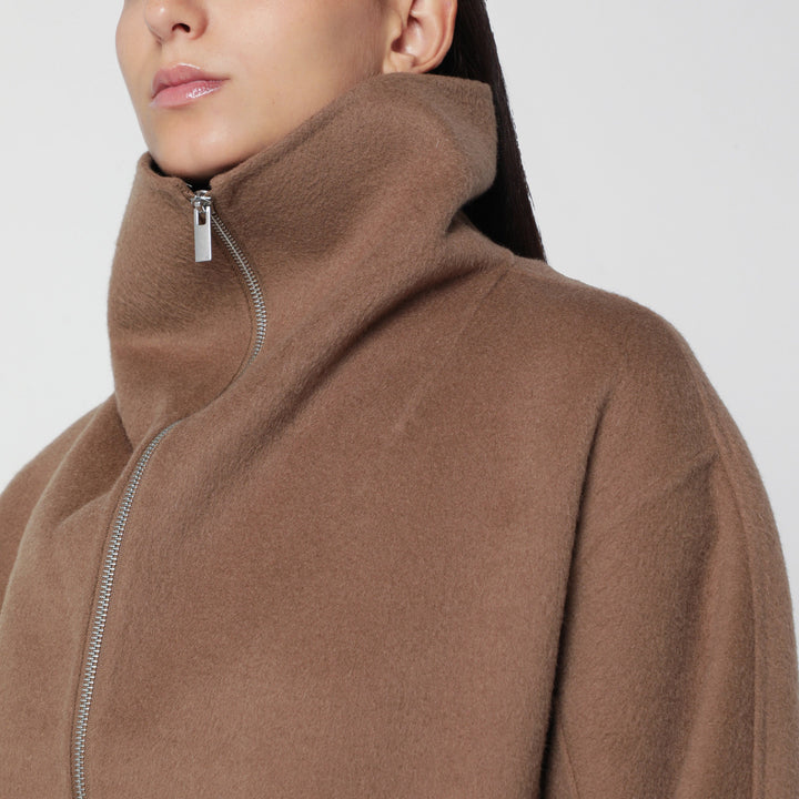 Almada Label Coats & Jackets - Beige | c070692a58f3834713b85996a5bac290e55a7780