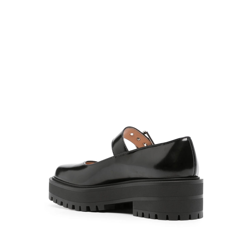 Gianvito Rossi Shoes - Black | 7cbeded6e75c4acf16e9d33c6484d9a1ef44bb2b