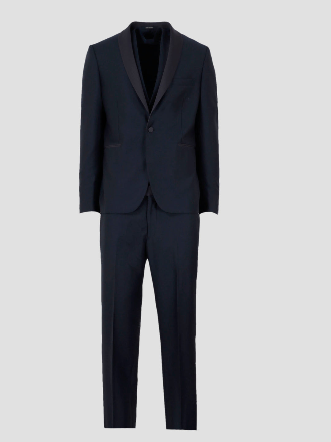 Tailored suit