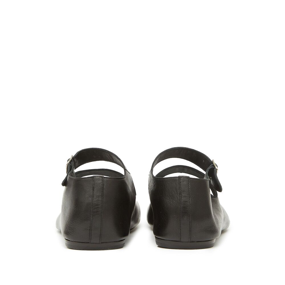 Maison Margiela Shoes - Black | ab222f95f1304b79c899b4e026527159019222fd