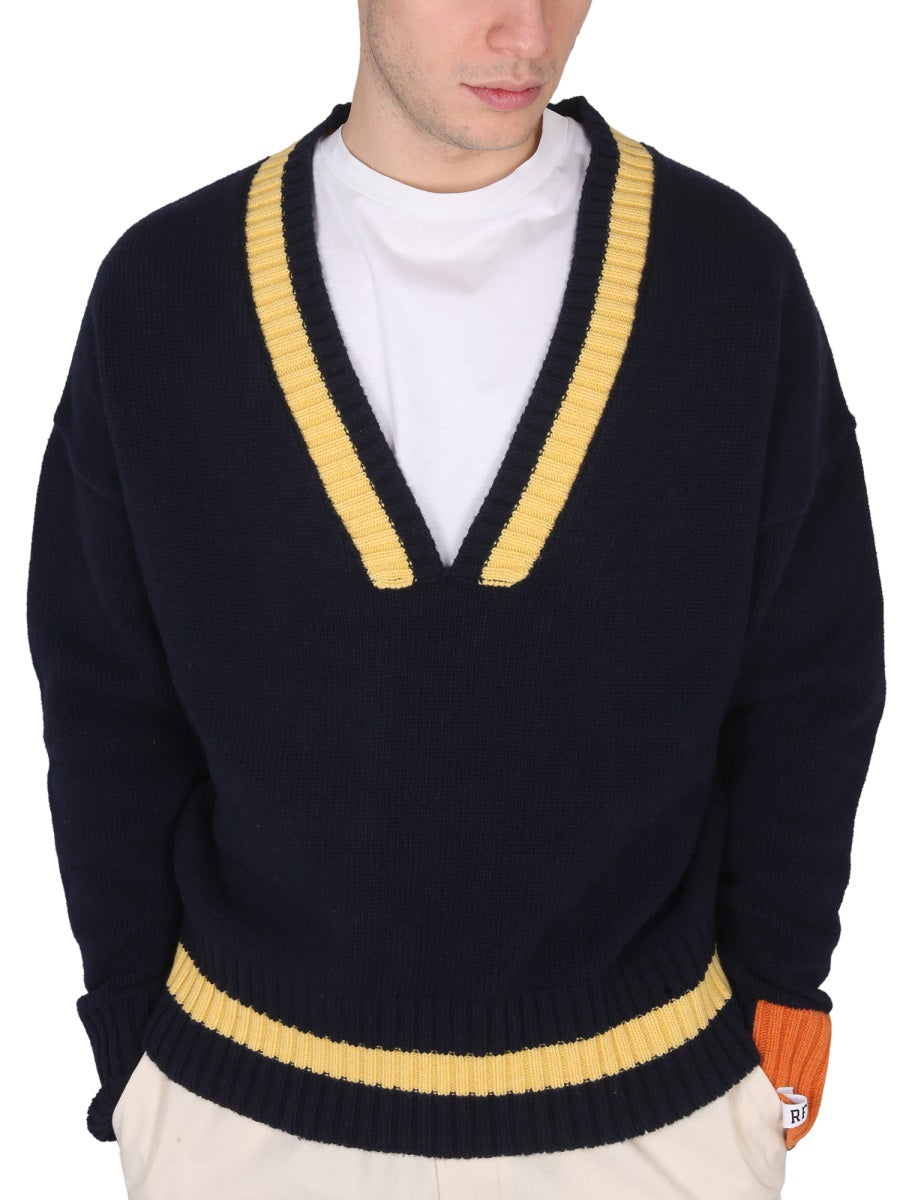 Right For Sweaters - Multicolour | 0347f385d53a98aa6482ab9e974a784c6f83d341