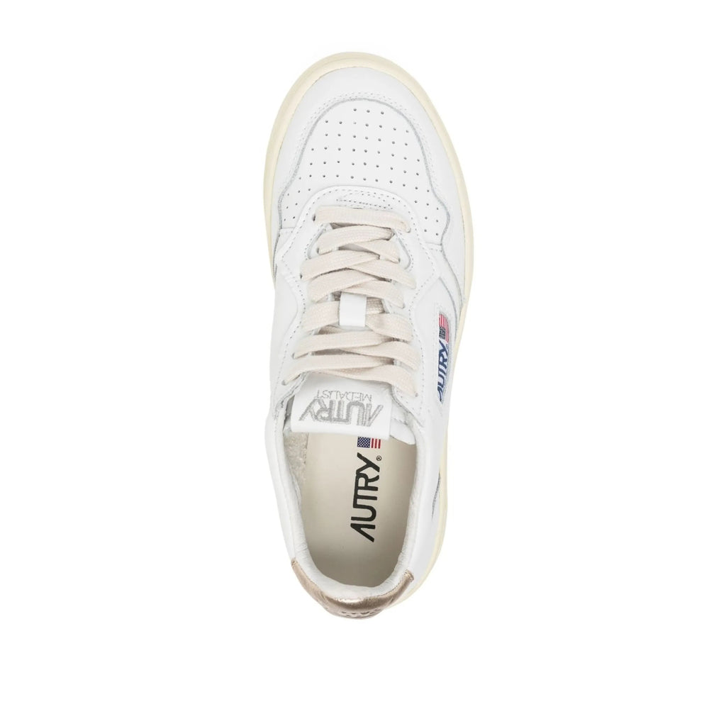 Autry Sneakers - White, Gold | a1beefad63dbbaa515e4f7bb7c52c8df25b6e3fa