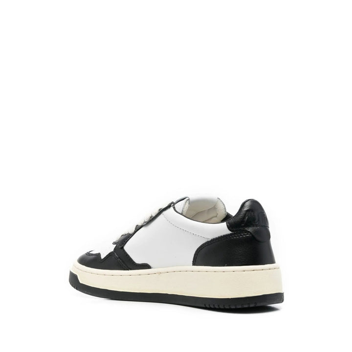 Autry Sneakers - Black, White | 30e3592ed38282a2c482ec99c81fd5c9b487017b