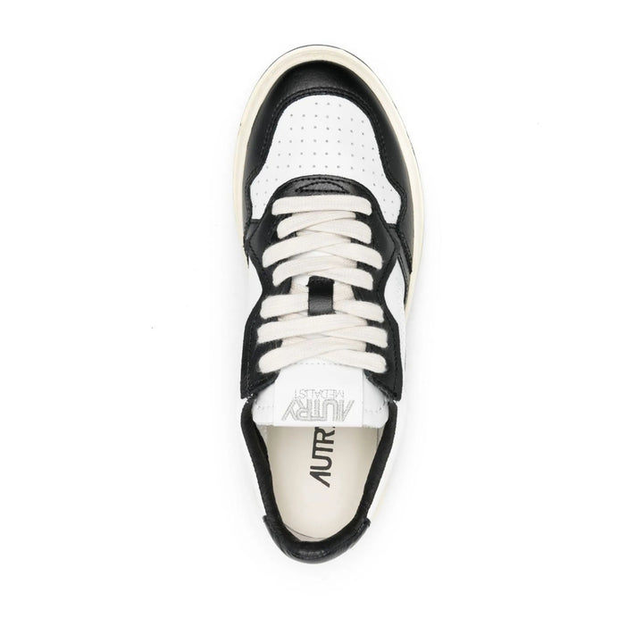 Autry Sneakers - Black, White | f6f2303eb12011d321369037c45196b9faa4975d