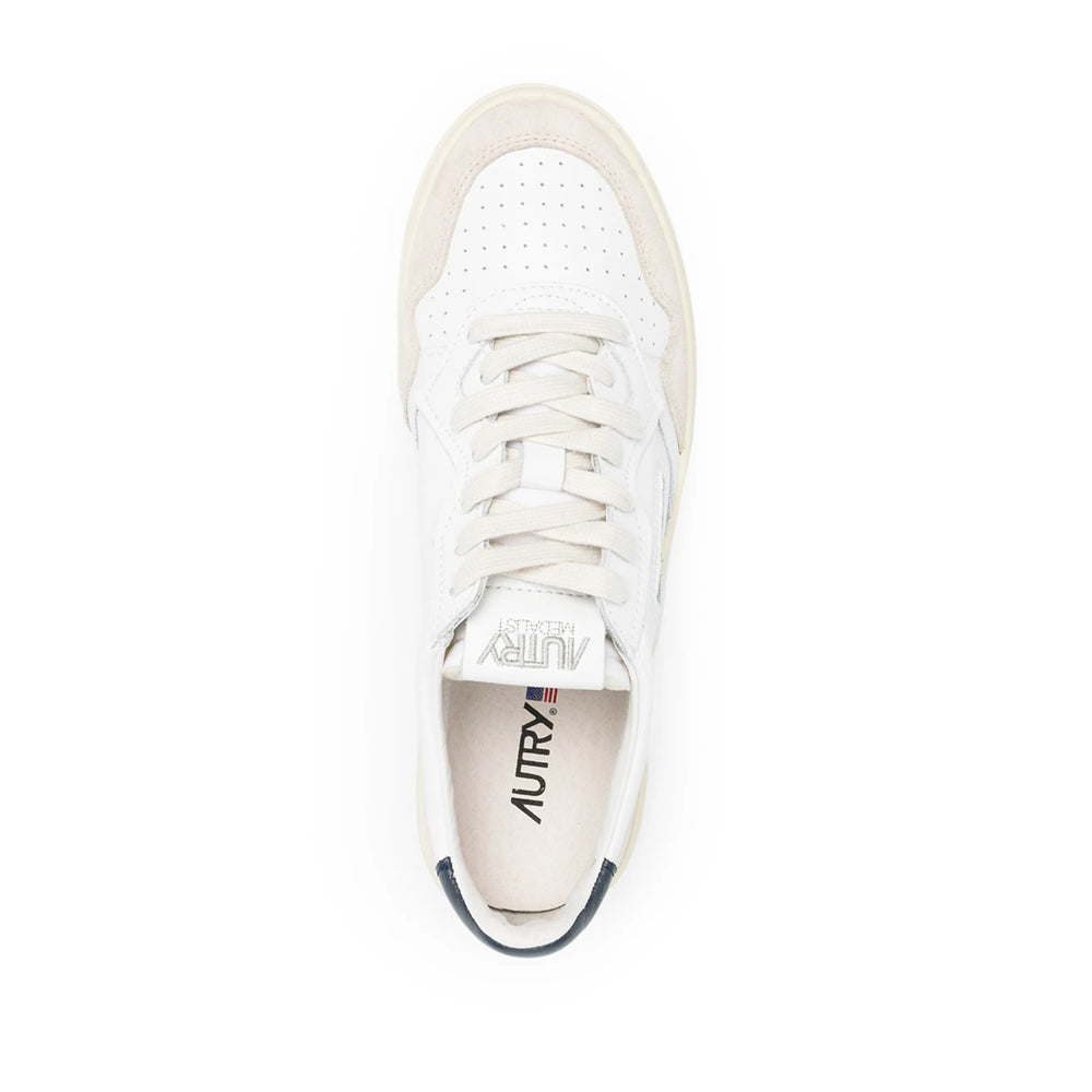 Autry Sneakers - White | 0b6d4008b47470470ce0d5944e12cf8bc6177b17