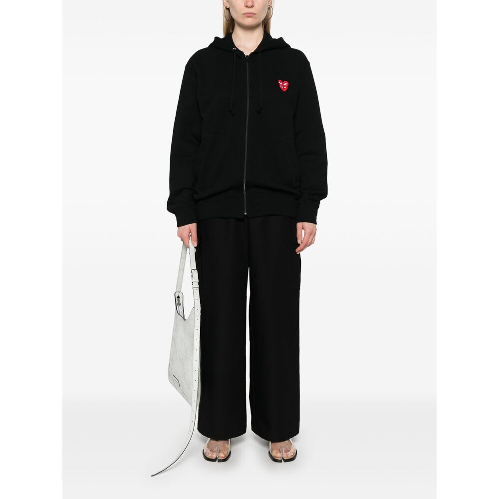 Comme Des GarÇOns Play T Shirts - Black | b8b5578e97b5923e2c2ee47d6fde07c93190f390