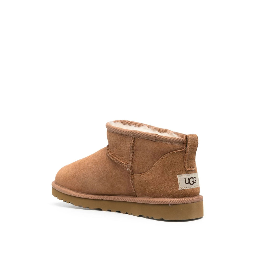Ugg Shoes - Neutral | 85aed61ddc9e7b578075f8f5fdcd4a8ae229e6f1