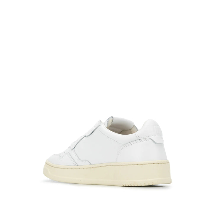 Autry Sneakers - White | c172ce13c07a36760e83f48b492d3419cda0cc9c