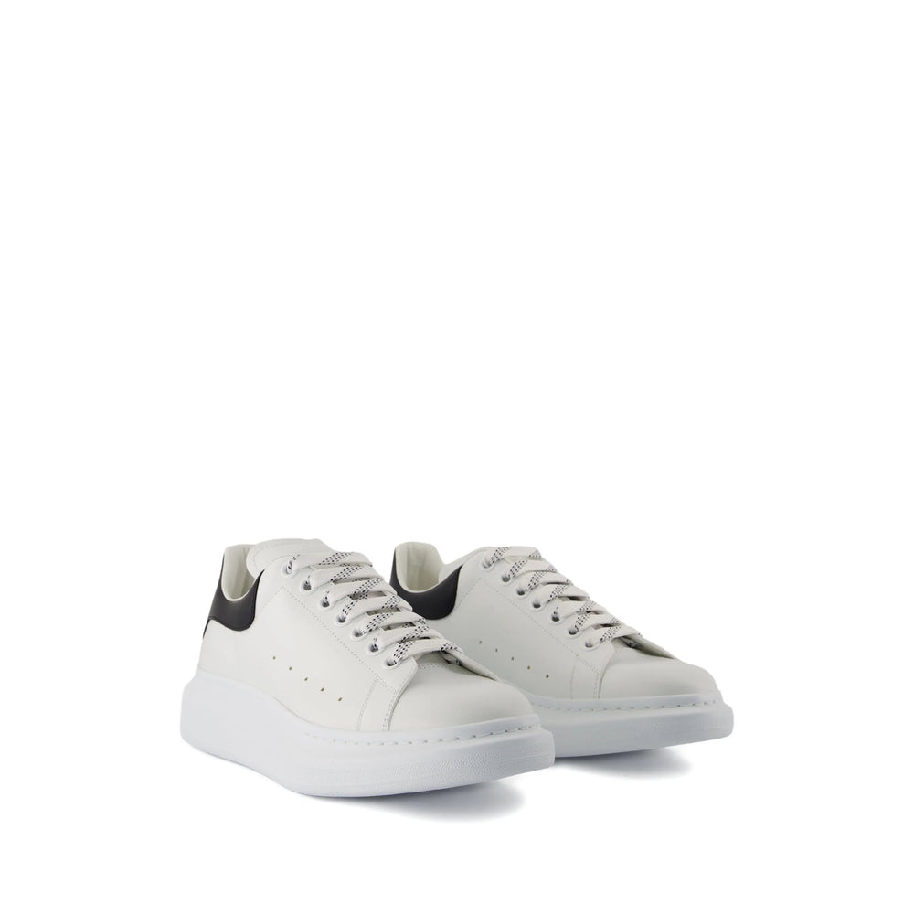 Alexander Mcqueen Sneakers - White, Black | 4f842b1897da79af7bf7796d548efe375362202e