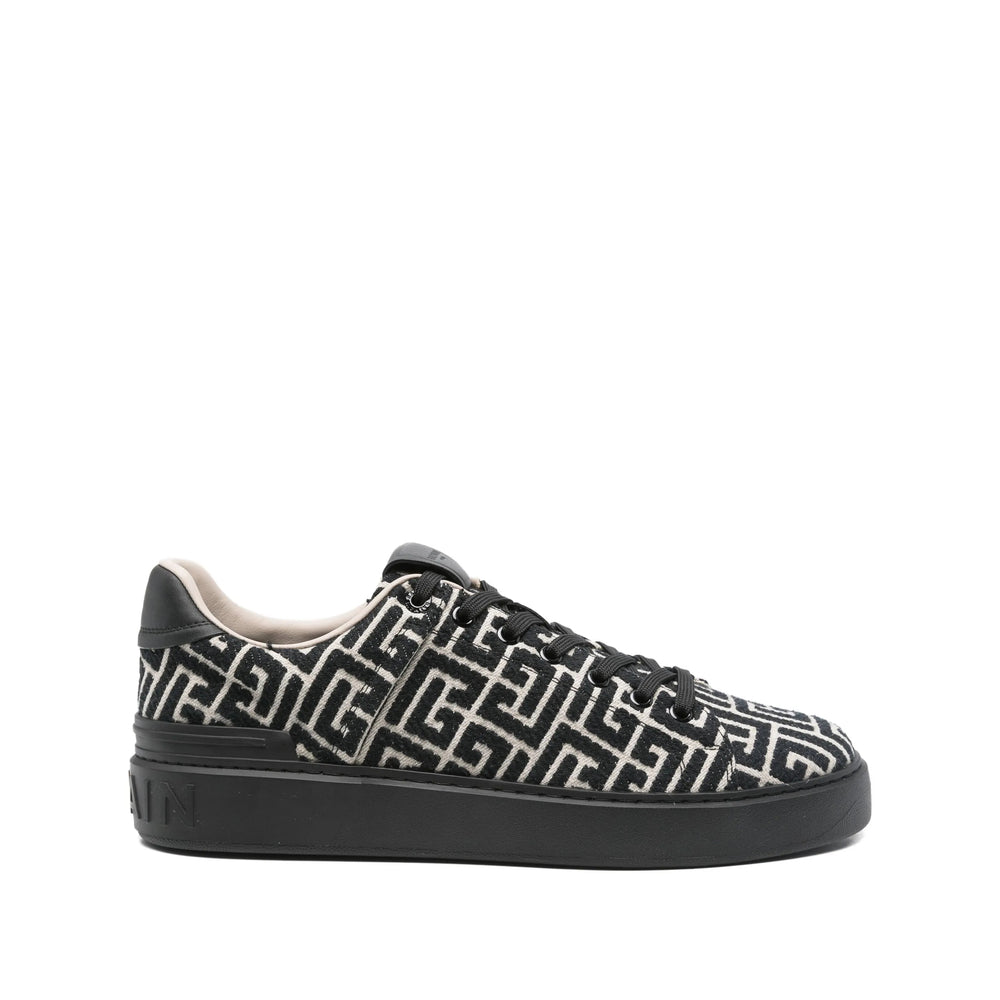 Balmain Sneakers - Black, White | c090d1c75e3e001d50af7010bba8b21b329be1f3