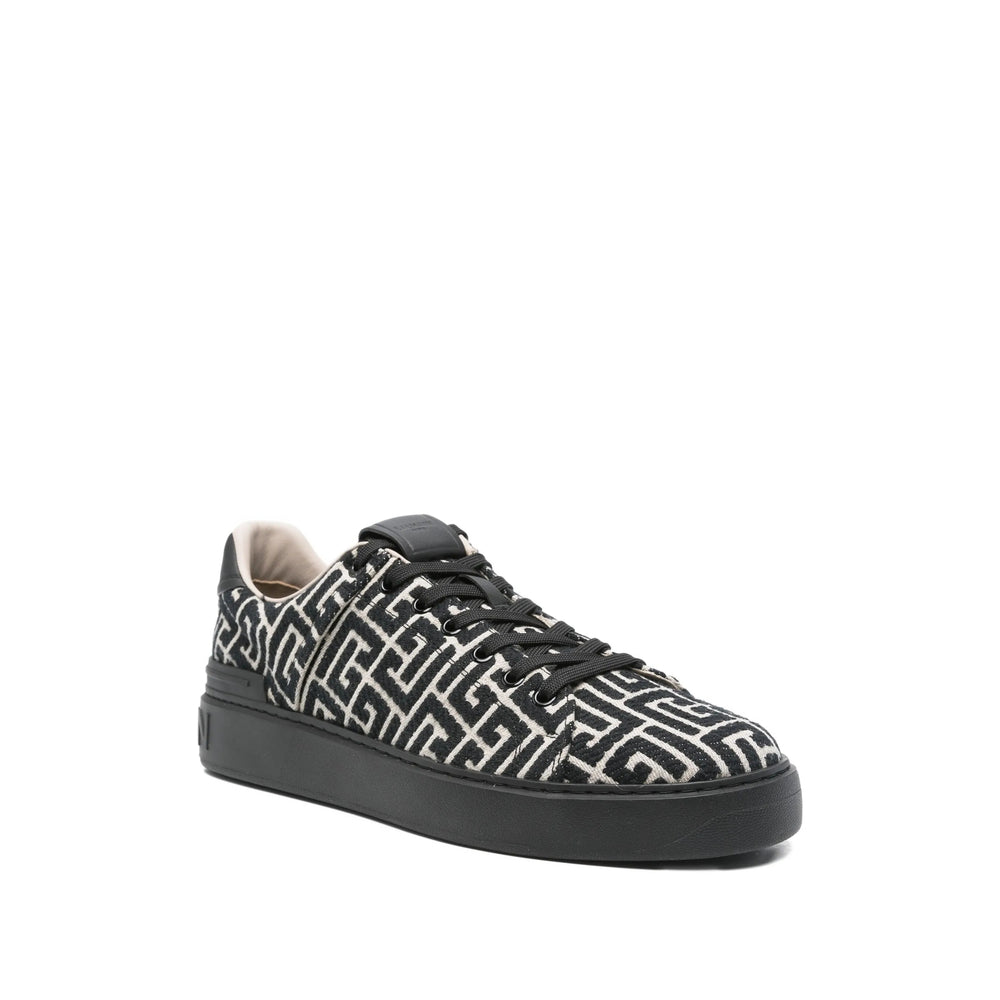 Balmain Sneakers - Black, White | f3bda2610b6d5d2f495a724ea2fa0bf03636a367