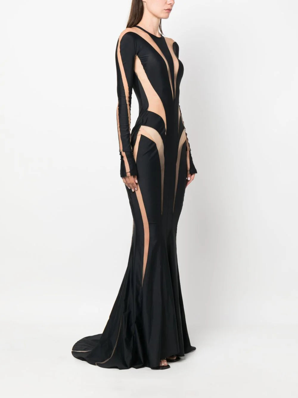 Long flared dress with cut-out