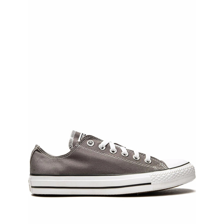 Converse Sneakers - Gray | d08608e959a51ece34701b1a4b64e263e6339797