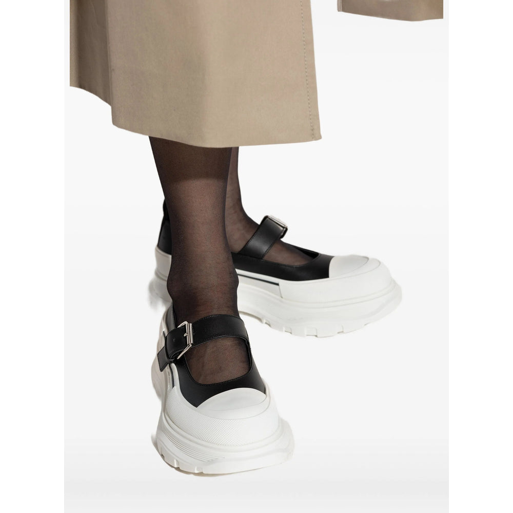 Alexander Mcqueen Shoes - Black, White | aa25e94059c944cf20fc3b55ce98aaf298078628
