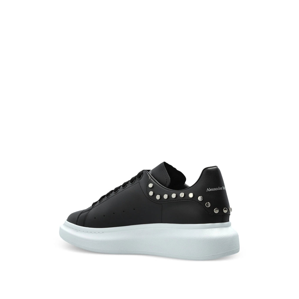 Alexander Mcqueen Sneakers - Black | d7d8f834ec8e3c8a64152fd60b5b0063cb76db38
