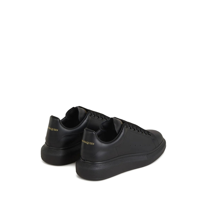 Alexander Mcqueen Sneakers - Black | e37c7d66108156db071354598411d4cb77f90339