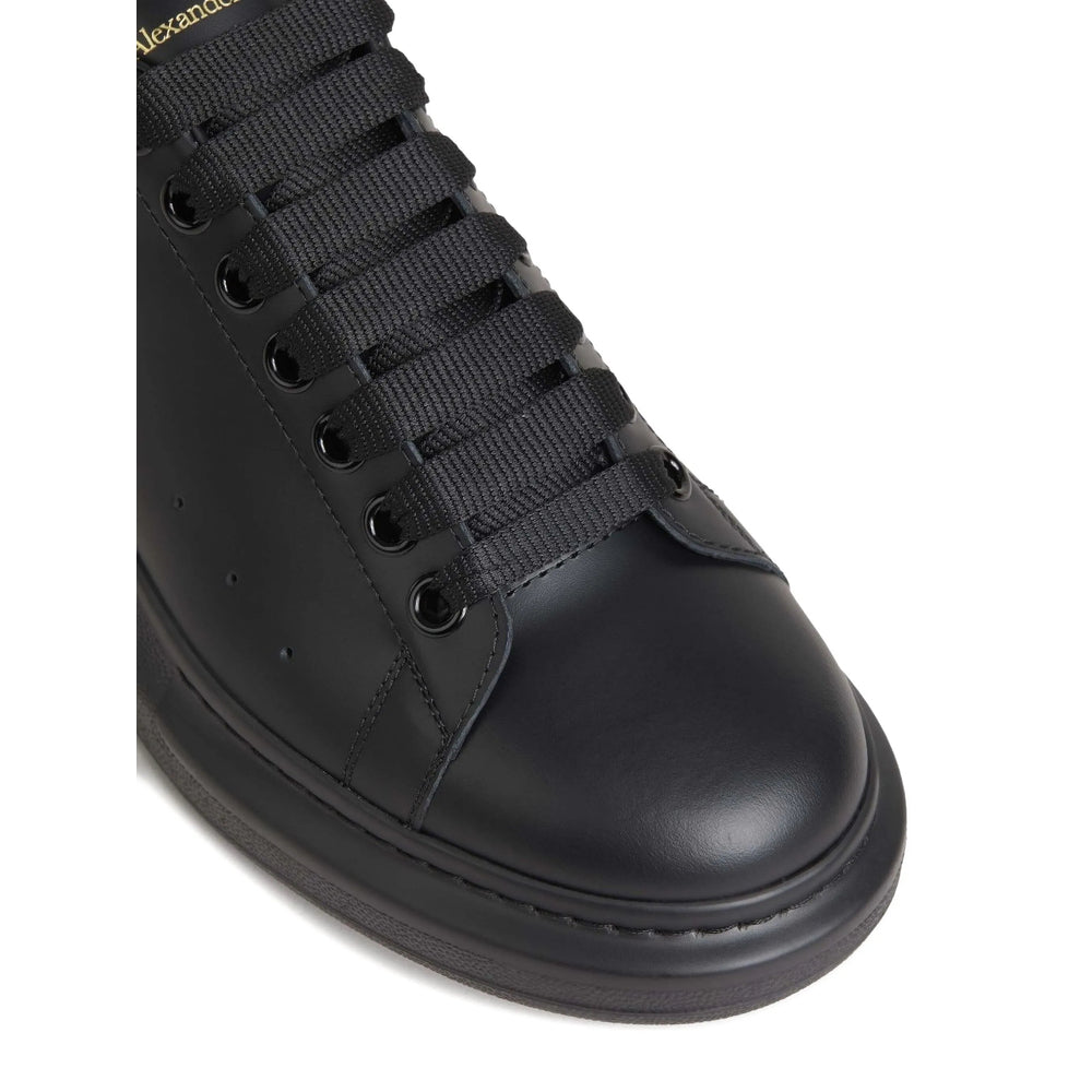 Alexander Mcqueen Sneakers - Black | 88a3368580a1aa7cbcc7d1981a1427eb90a83471