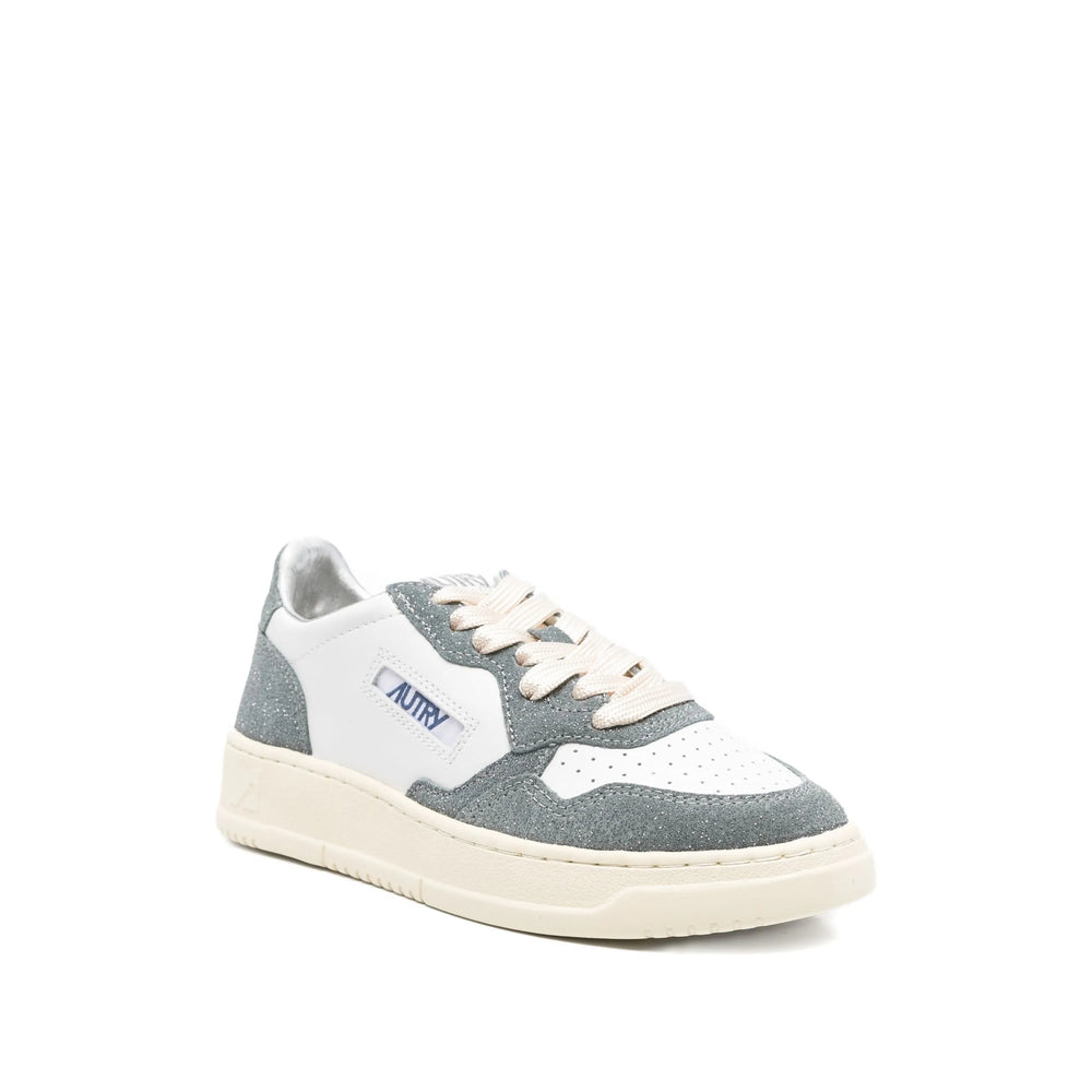 Autry Sneakers - White | 76247570a005dd6f6de4ca54b660a40356b8bab7