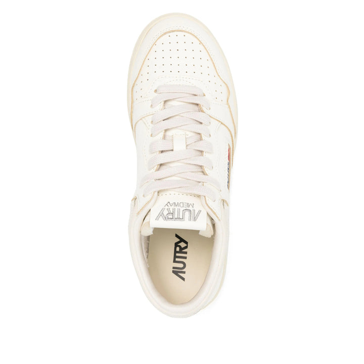 Autry Sneakers - Neutral | 9197e8777fceb20e7157c206850b4f0bb1243806