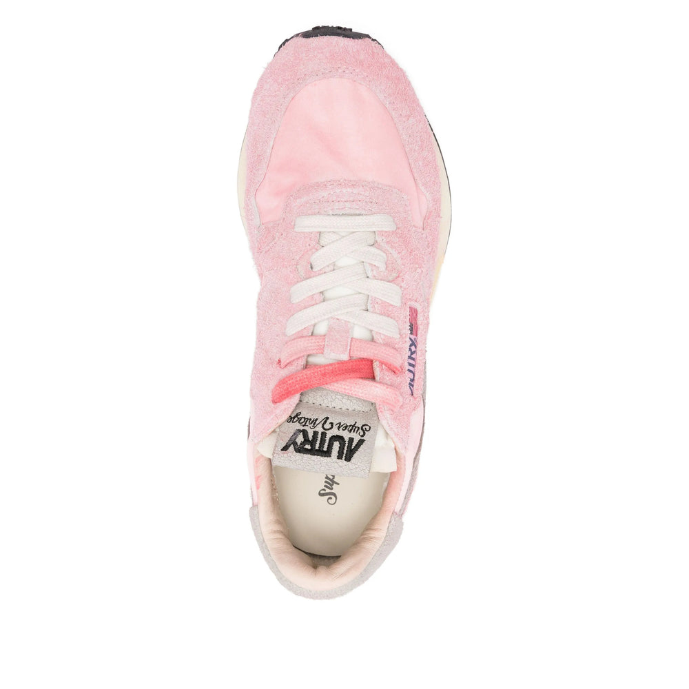 Autry Sneakers - Pink | 47fad5461315d33e2dfd36382d3d3bb61987c514