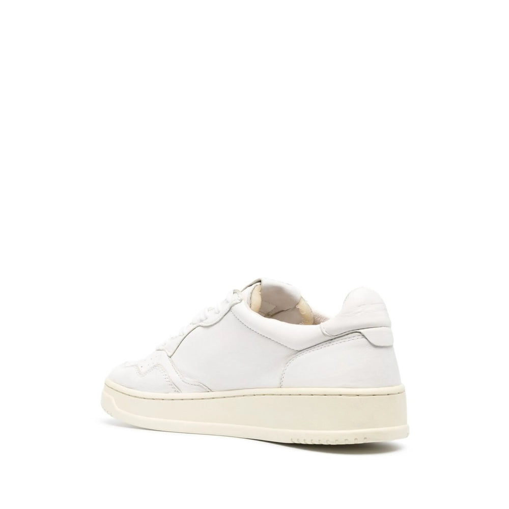 Autry Sneakers - White | 36e4ede45a93bd1e8c6eb0a385b1660acf1bca59
