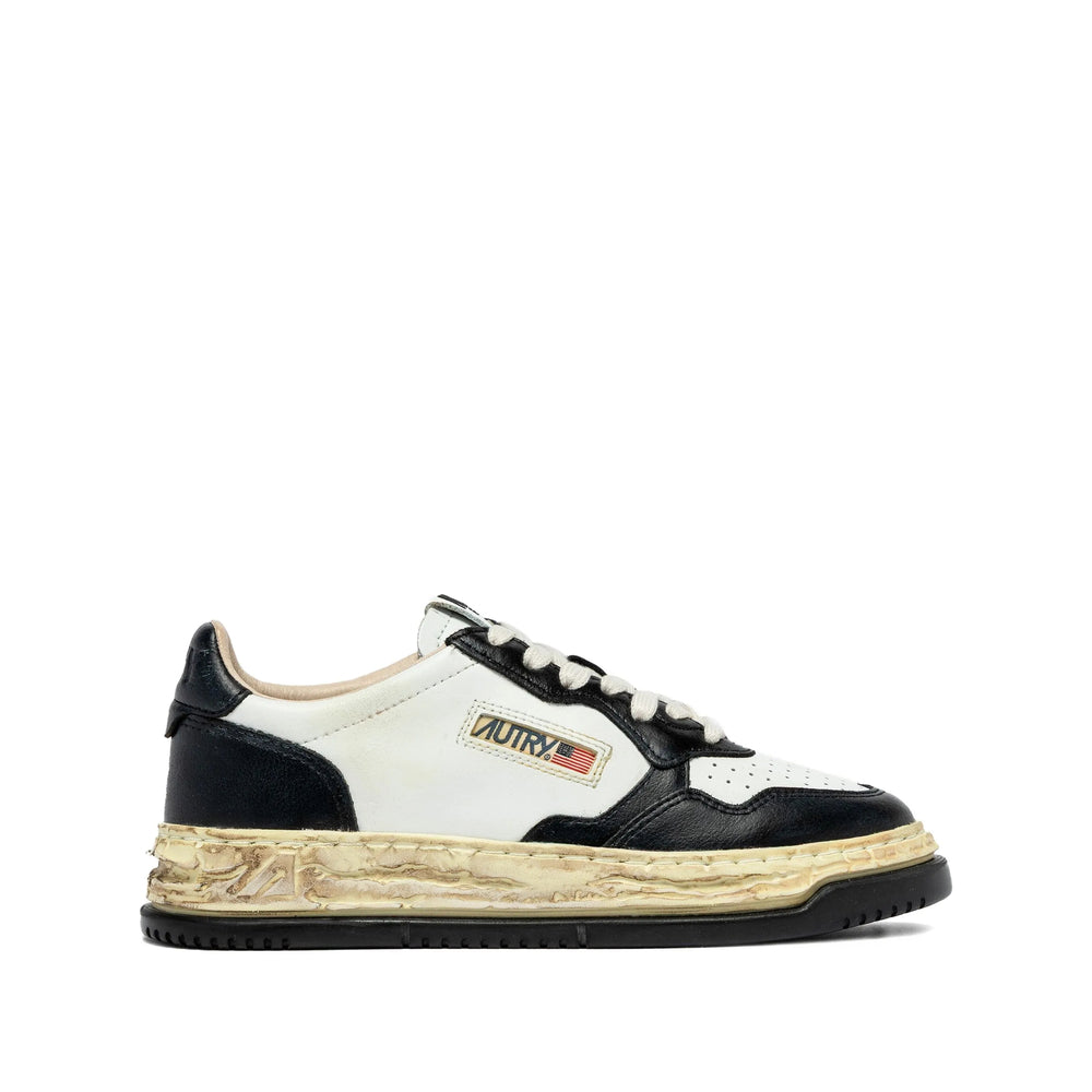 Maison Mihara X Autry Sneakers - White, Black | 63fce8e455764ceed742cb637358250991bd5e75