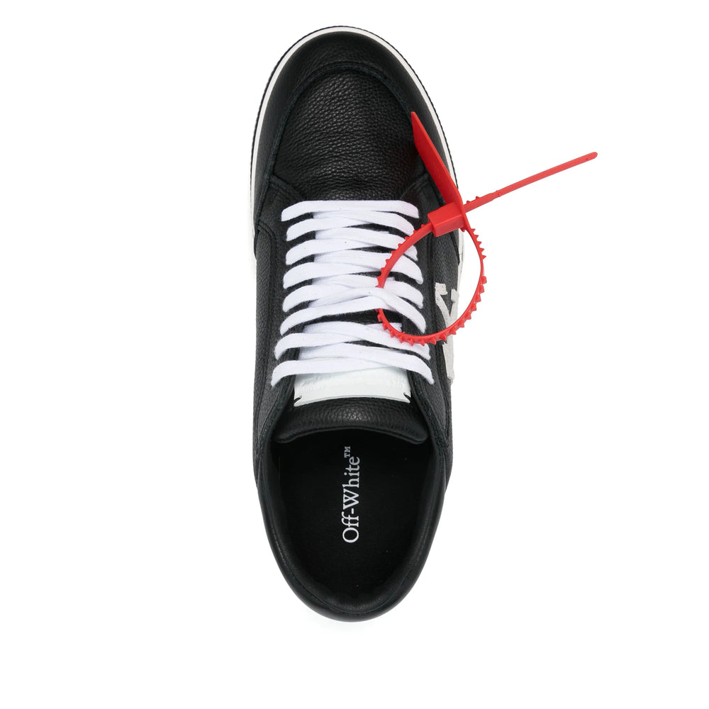 Off-White Sneakers - Black | c1745ed8df119d419ab7a1a99b92fb1cc9a3ecd8