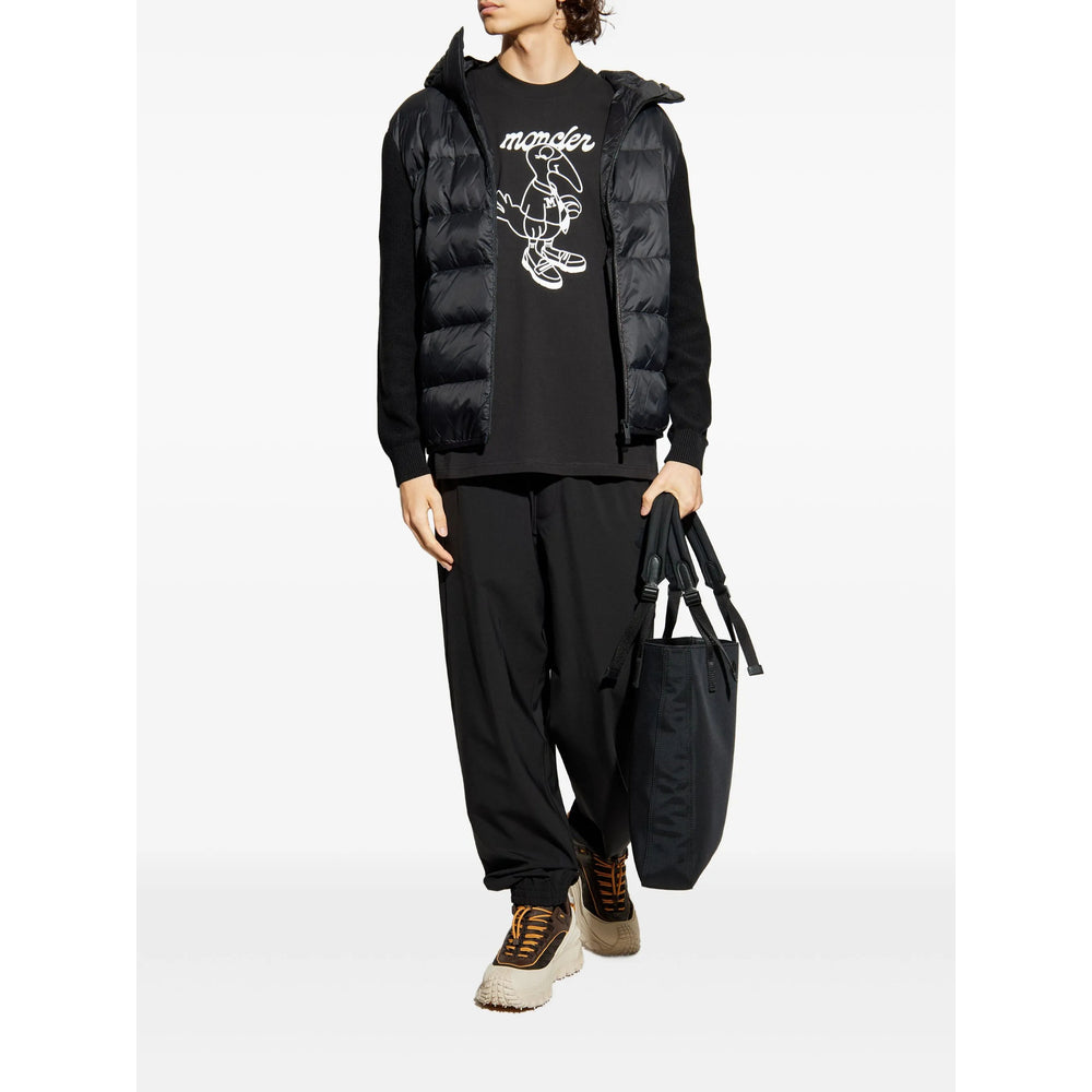 Moncler T Shirts - Black, White | 1998f8efba123316721f9a22f1550c619e559a1e