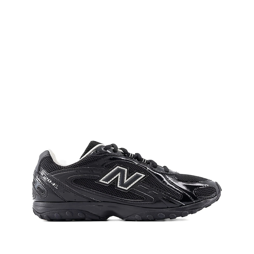 New Balance Sneakers - Black | 85ac6bee5ed37f6cdca0da38ca6c9b1c6c1e7743