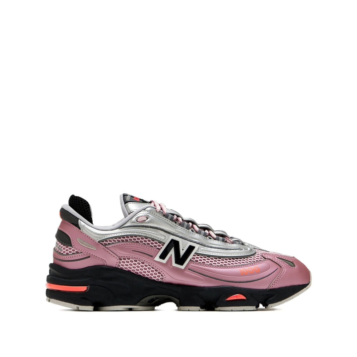 New Balance Sneakers - Gray, Pink | b494e099c72b0a6a4d57bbc456c4674fed9f9c22