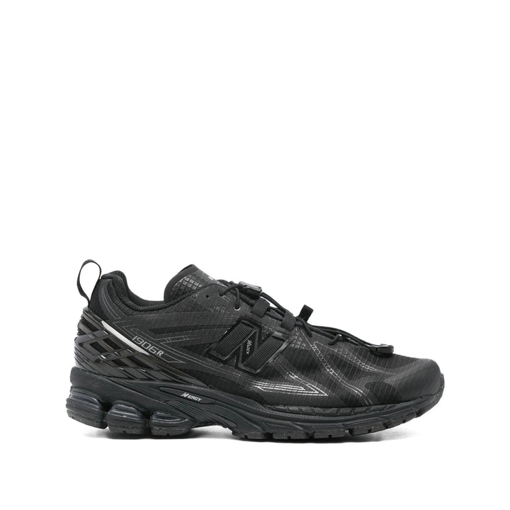 New Balance Sneakers - Black | 586e3ed5fc9f88f47bbb9beeca9598e3a3a4d3c8