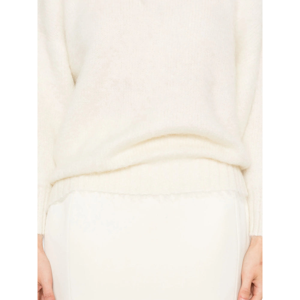 Cfcl Sweaters - White | e7b257eb1c8fb22557aec6264ab9ea070daa41d5