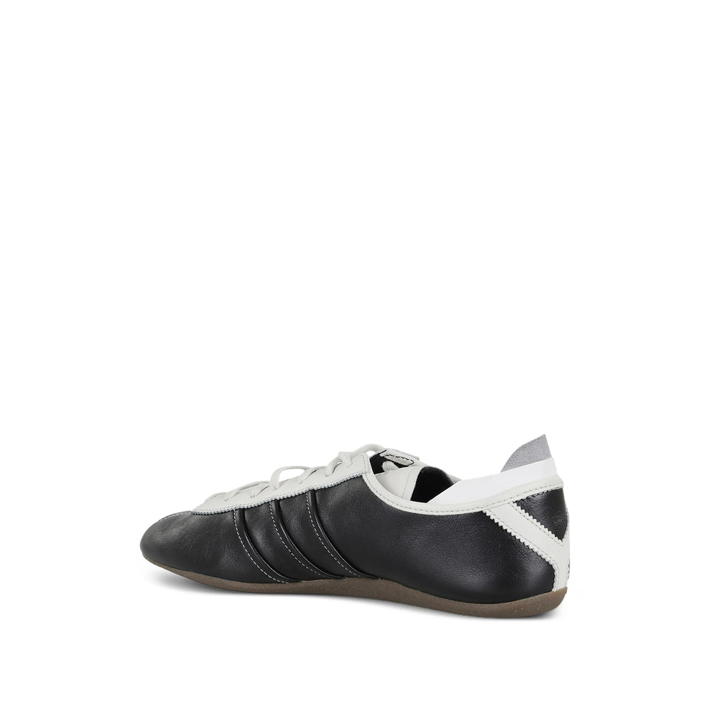 Y-3 Sneakers - Black | a91257caee90f559ebc84a00737589a0e688027d