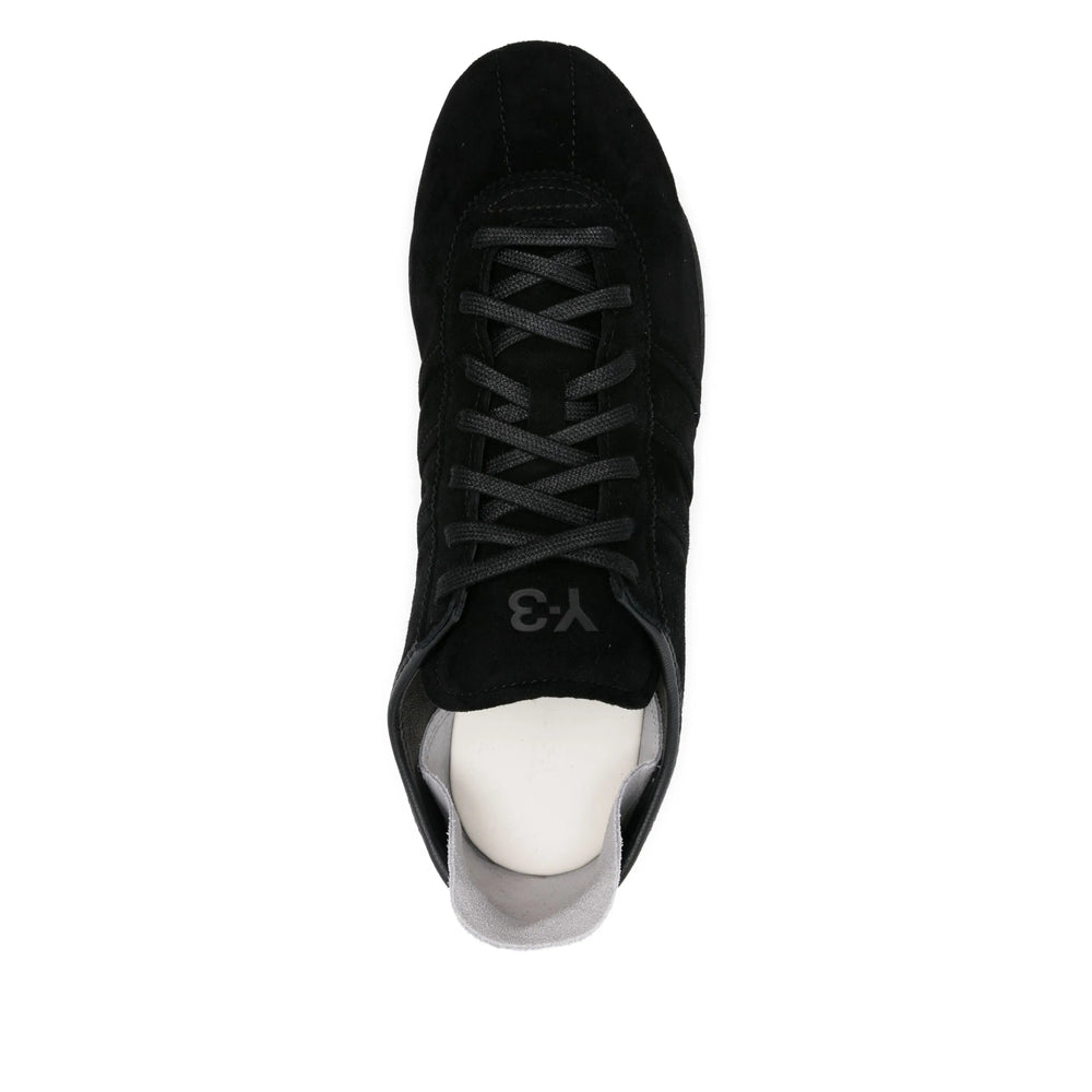 Y-3 Sneakers - Black | cada54b9e11b01bbf4dbadd4052395f2c6874a04