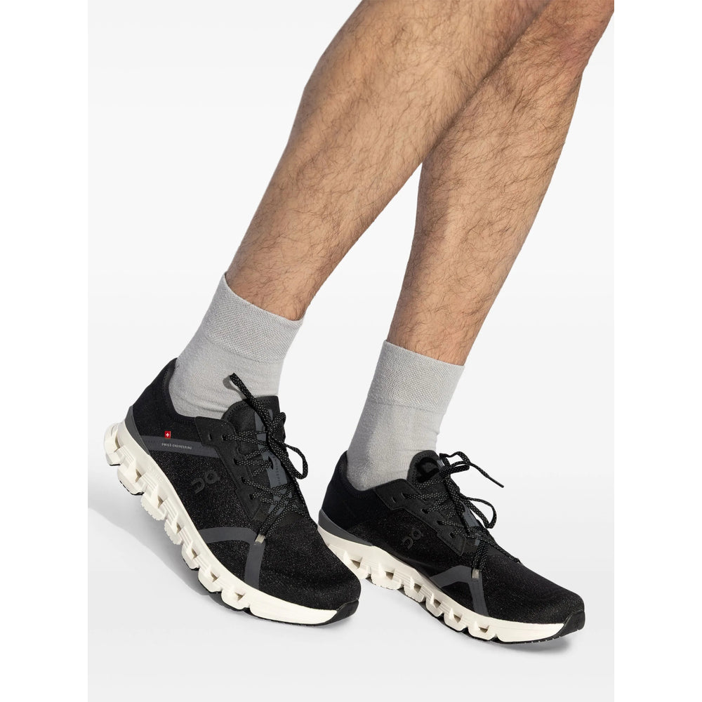 On Running Sneakers - Black | e2bc294da0f0959501480b25c5debf4d896a5ea9