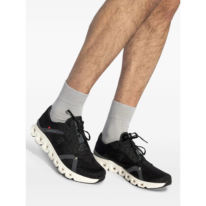 On Running Sneakers - Black | e2bc294da0f0959501480b25c5debf4d896a5ea9