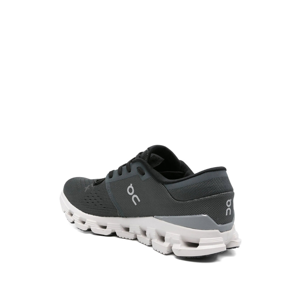 On Running Sneakers - Gray | d642135687f0438df9e7eb59a833516e9ed40989