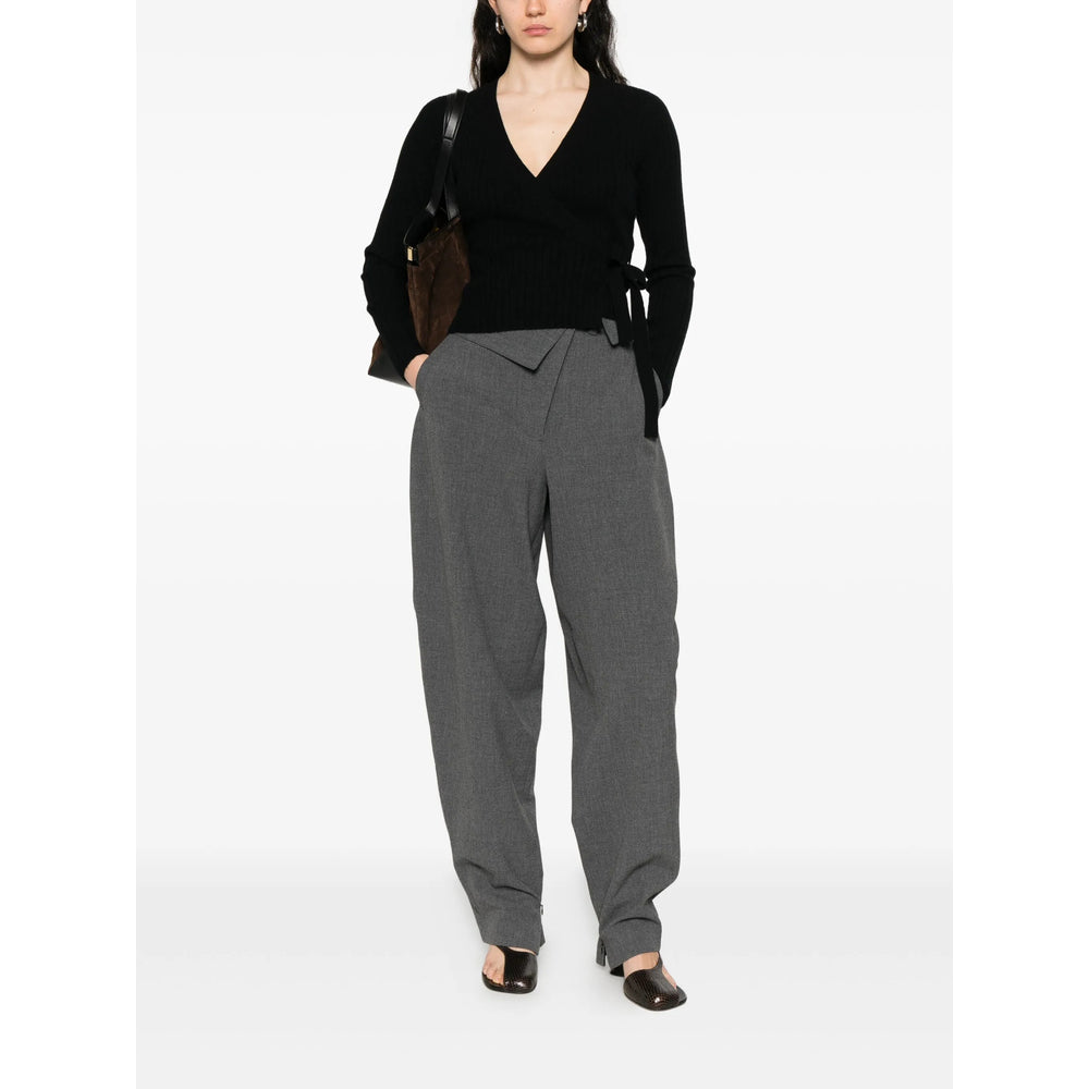 Allude Sweaters - Black | 684cf025b99865f4715b6588f53d9ac0875a8d9f