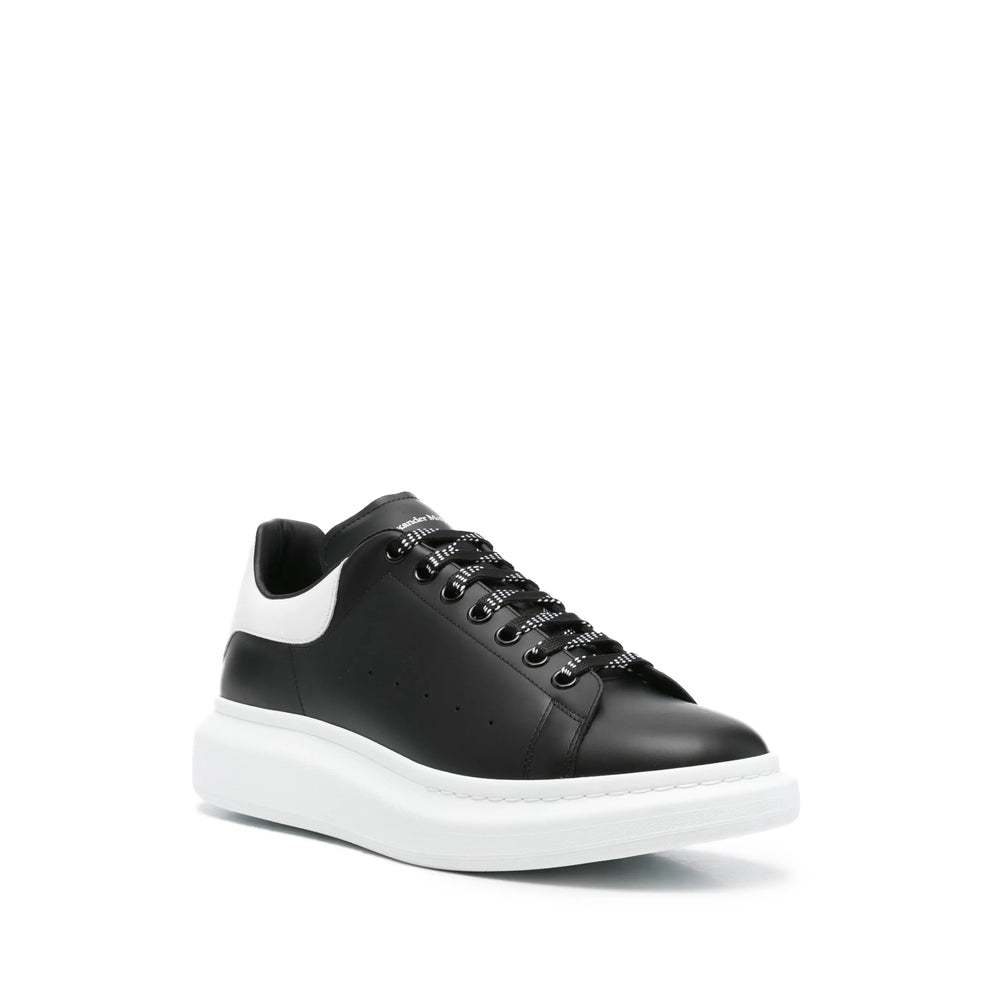 Alexander Mcqueen Sneakers - Black | e533f0544a7c14c75a5b5faf822a6a28d70cf8b5