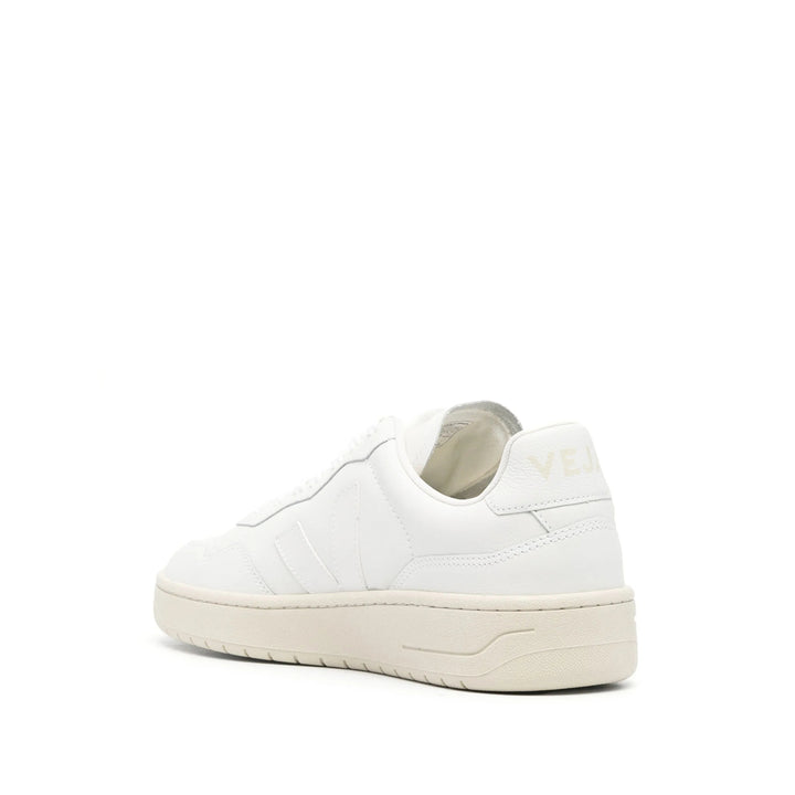 Veja Sneakers - White | eeae77de9dd015b99d00e01bb2b58340cf3a266c