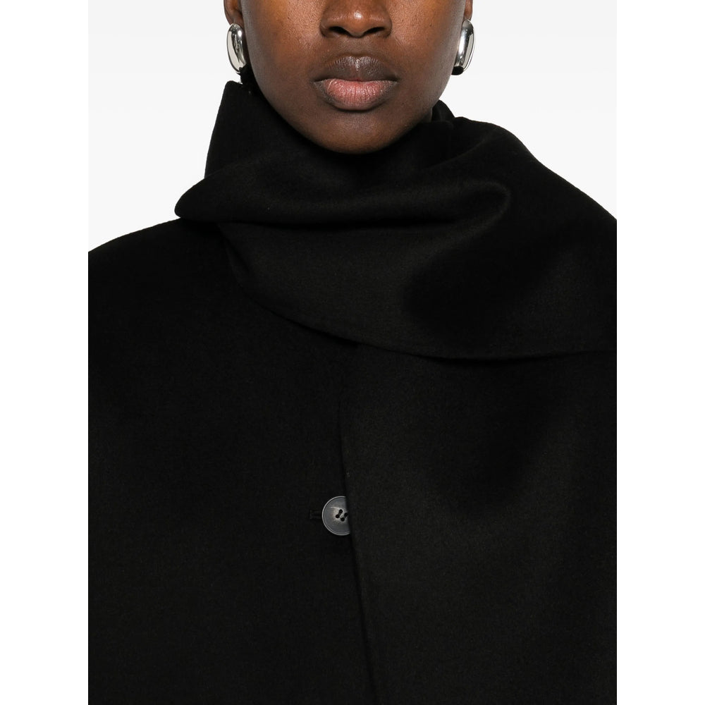 The Dynamis Studio Coats - Black | 57d4ac53dd94f97ba151157b8718def6835fb46f